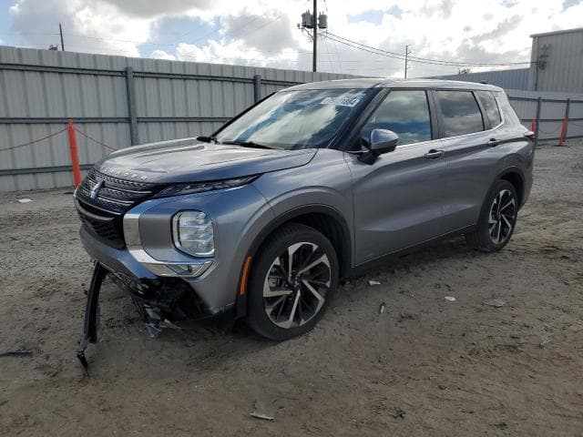 2023 Mitsubishi outlander salvage