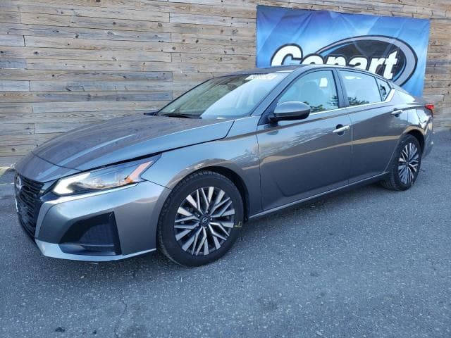 2023 Nissan altima salvage