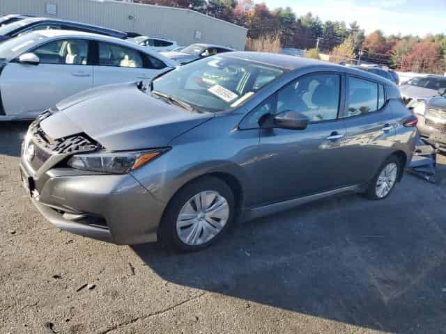 2022 Nissan leaf Background