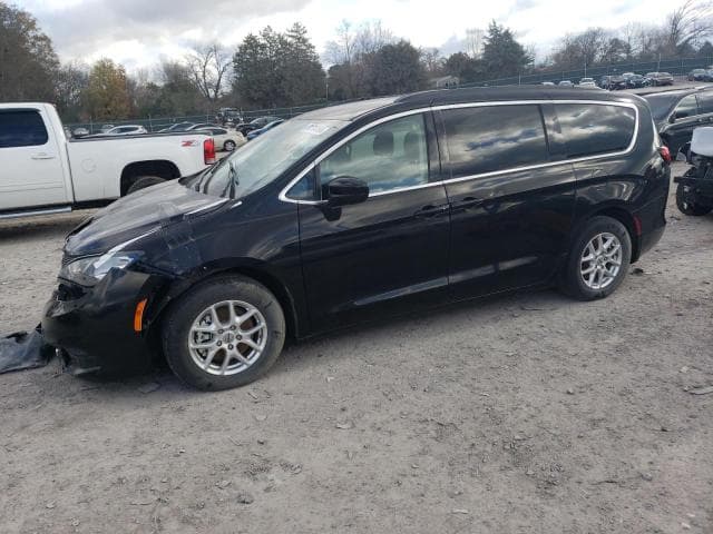 2021 Chrysler minivan Salvage Car
