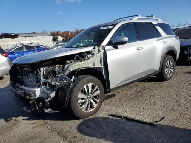 2024 Nissan pathfinder Salvage Car