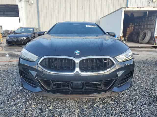 2023 BMW 8 Series, M850XI Background