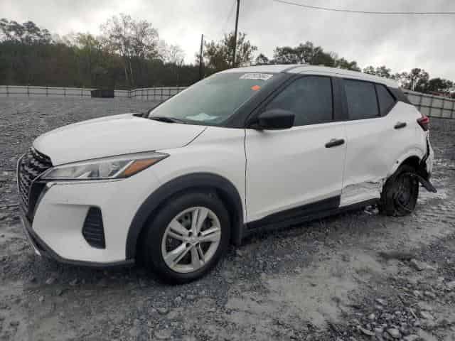 2024 Nissan kicks Background