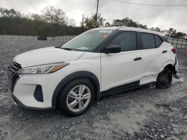 2024 Nissan kicks Salvage Car