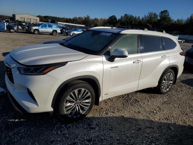 2021 Toyota highlander salvage