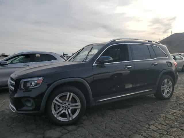 2021 Mercedes-Benz GLB-Class, 250 Background