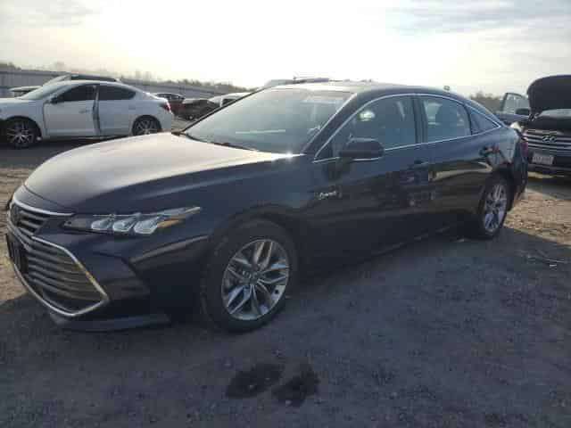 2021 Toyota avalon Background
