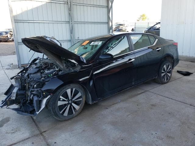 2022 Nissan altima salvage