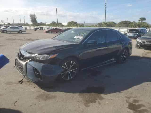 2020 Toyota camry Background