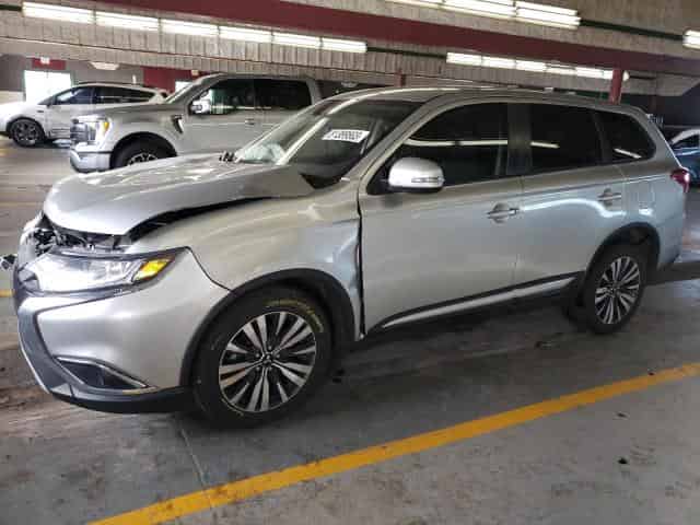 2020 Mitsubishi outlander Background