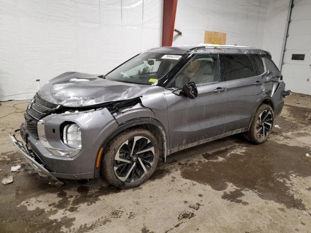 2023 Mitsubishi outlander salvage