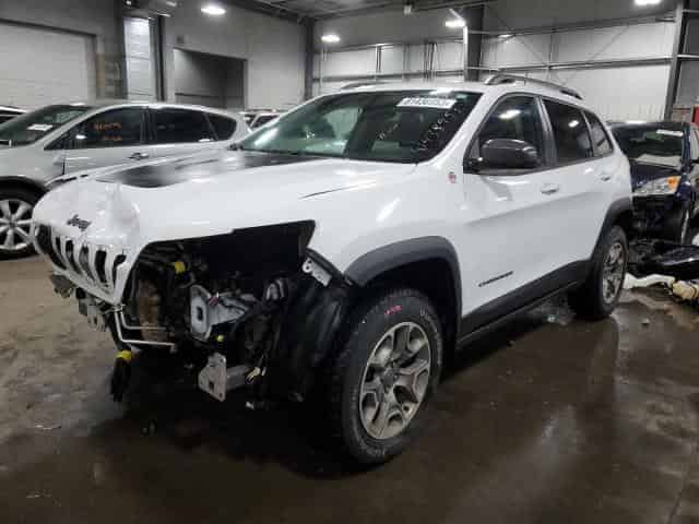 2020 Jeep cherokee Background